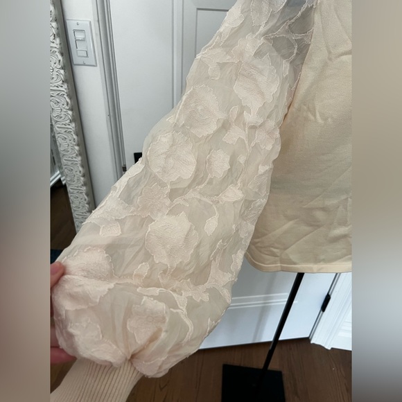 *VICI COLLECTION* - ANTOINETTE ORGANZA KNIT CONTRAST TOP, CREAM. LARGE. NWT. - Picture 5 of 6